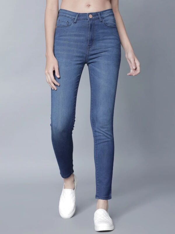 Women jeans single button