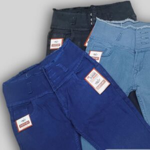 Women 3 button hight-waist jeans
